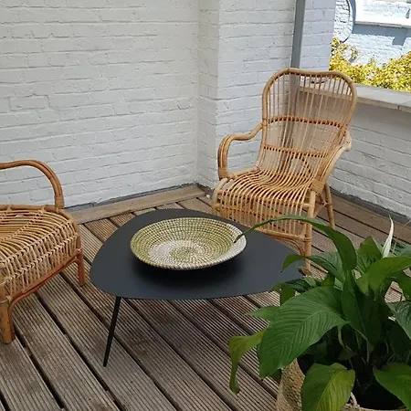 Bed & Breakfast The Street 4*